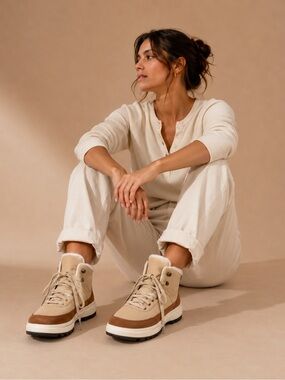 Kizik Hands Free Sneakers Women's Size 9